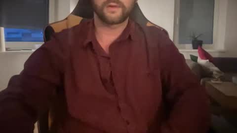 love bush online show from June 9, 6:53 pm