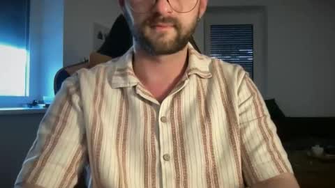 love bush online show from April 26, 5:32 pm