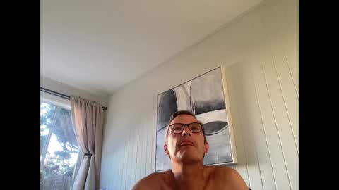 Snapshot of paulwill2377 chatting on October 9, 1:21 am paulwill2377 online show from October 9, 1:21 am