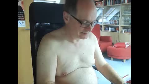 Pavlov aka Peter online show from March 17, 8:17 am