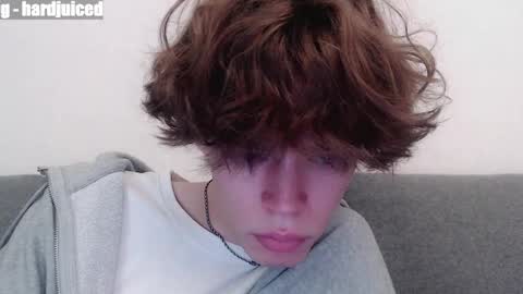 pawclaw online show from April 1, 11:46 pm