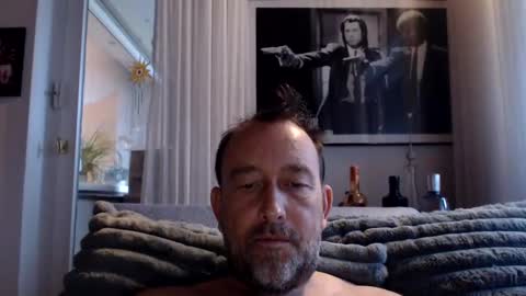 Ben online show from December 15, 8:41 am