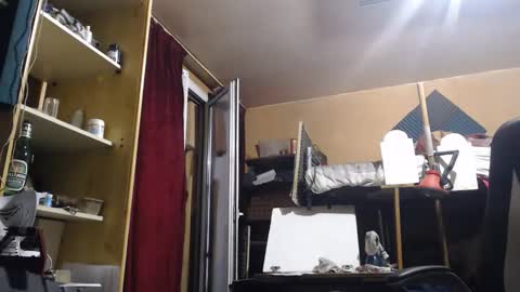 pc8474408 online show from May 9, 10:22 pm