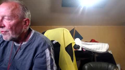pc8474408 online show from June 14, 12:51 pm
