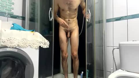 peanutmikk online show from October 8, 8:18 am