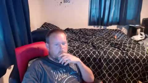 Snapshot of pecker40 chatting on September 15, 7:26 pm pecker40 online show from September 15, 7:26 pm