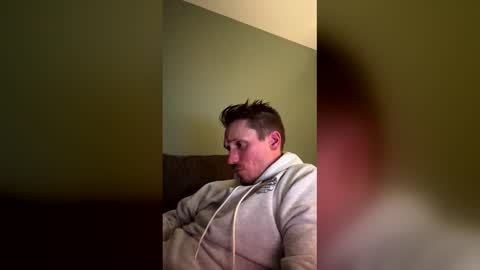 pegmyazz81 online show from March 8, 3:32 am