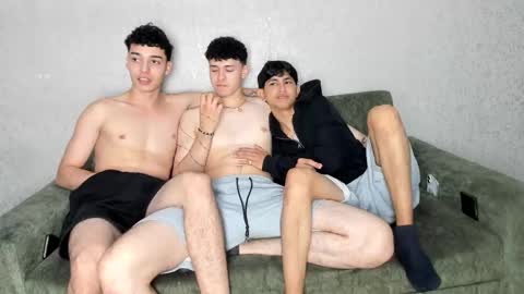 CAIN-19  ALLEN-18 RONALD-18 AUSTIN-18 MOD DANTE online show from February 18, 7:33 pm