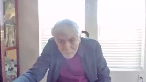 Snapshot of pem1650 chatting on October 14, 7:32 pm pem1650 online show from October 14, 7:32 pm