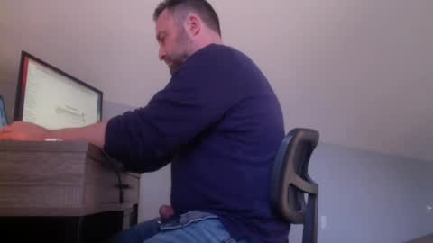 Snapshot of pepper_rock chatting on December 18, 7:52 pm Pepper Rock online show from December 18, 7:52 pm