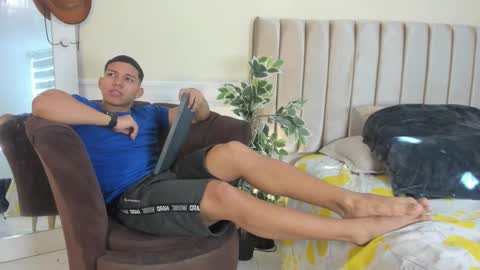 percy_god online show from November 26, 7:17 pm