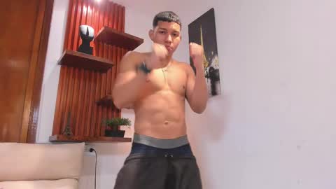 Snapshot of percy_god chatting on September 10, 6:50 pm percy_god online show from September 10, 6:50 pm