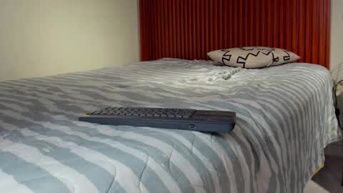 Snapshot of percy_god chatting on October 14, 12:39 am percy_god online show from October 14, 12:39 am