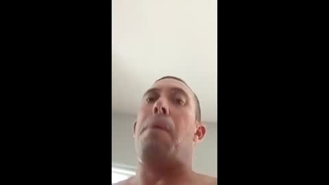 perigosotarado1 online show from April 3, 3:09 pm