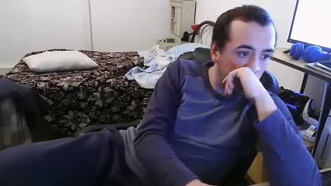 Papi online show from February 2, 2:24 pm