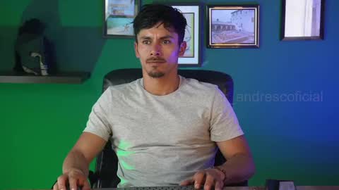 andres    online show from October 28, 7:49 pm