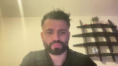 persianprince_13 online show from April 30, 2:29 am