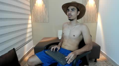 Snapshot of peter_conorr chatting on September 15, 3:41 am PETER CONORR online show from September 15, 3:41 am
