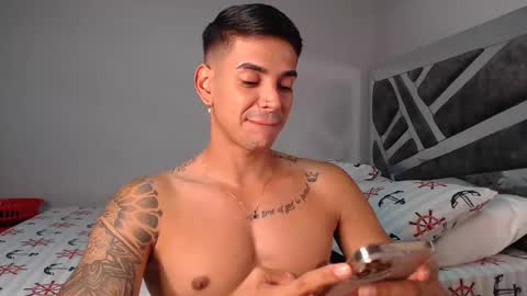 Peter           instagram   Jairquiroga  online show from February 9, 12:18 am