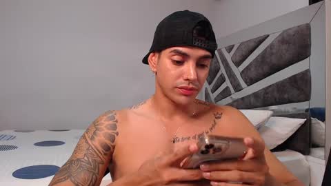 Peter           instagram   Jairquiroga  online show from February 28, 1:47 am