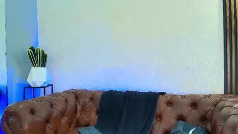 PETES EVANS new account online show from June 10, 12:12 am