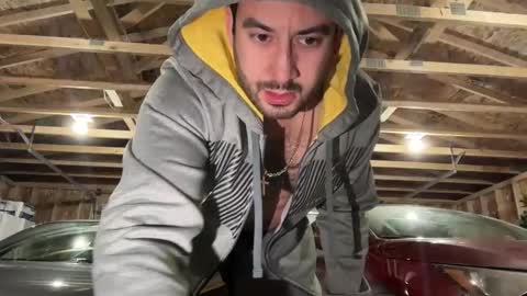 peteypete204 online show from December 17, 12:45 pm