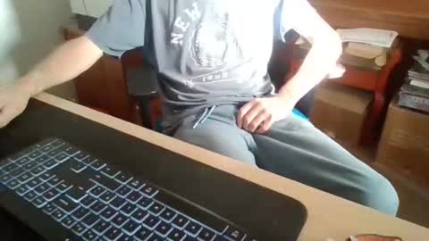 petitwilly online show from November 13, 10:53 am