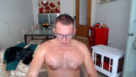 Alex  online show from November 15, 8:16 am