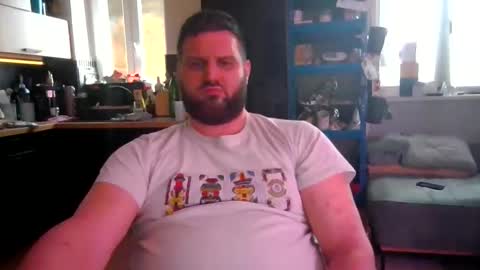 pglusic online show from April 14, 10:59 am