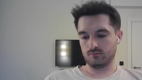 Snapshot of philborison chatting on February 16, 2:43 pm PhilipBorison online show from February 16, 2:43 pm
