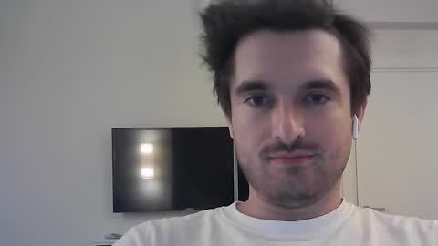 Snapshot of philborison chatting on September 13, 1:34 pm PhilipBorison online show from September 13, 1:34 pm