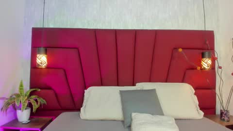 Milo online show from April 1, 11:45 am