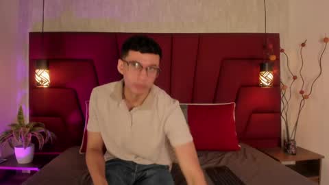 Milo online show from April 4, 11:51 am