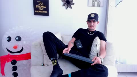 philiprich online show from December 17, 6:53 pm