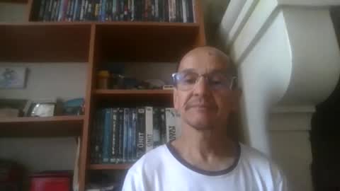 pichoun71 online show from May 3, 7:11 am