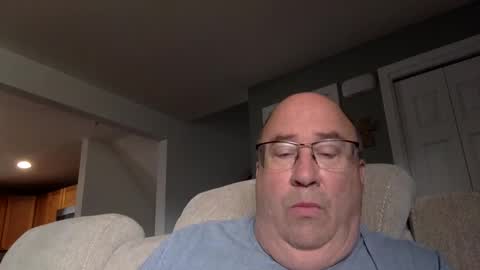 pickme11113 online show from November 3, 2:52 pm