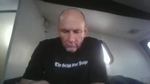 pierce702420 online show from April 11, 1:25 pm