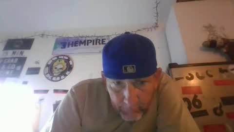 pierce702420 online show from April 1, 11:13 pm