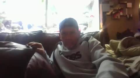 pierce702420 online show from April 5, 9:17 am