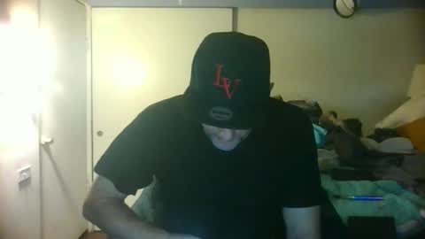 pierce702702 online show from January 1, 9:41 pm