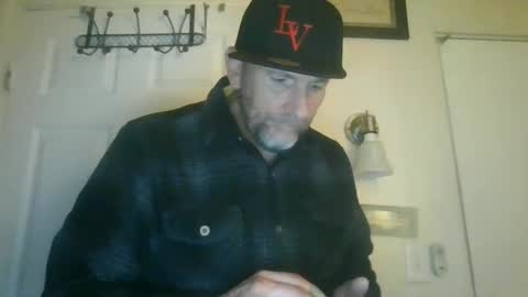 pierce702702 online show from December 25, 7:14 am