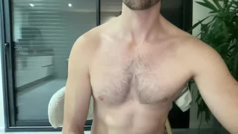 pierre81000 online show from January 19, 6:48 am