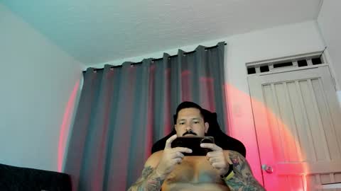 Snapshot of pierrevidal chatting on October 29, 11:29 pm Pierre online show from October 29, 11:29 pm