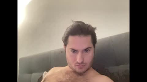 pierrot462900 online show from November 3, 9:46 am