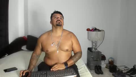 pikoro_gomez online show from May 7, 1:27 am