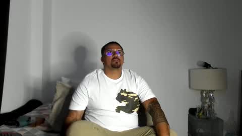 Snapshot of pikoro_gomez chatting on September 27, 2:09 am pikoro_gomez online show from September 27, 2:09 am