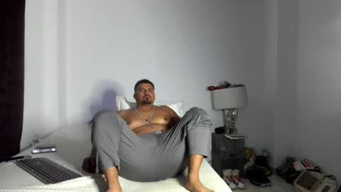 pikoro_gomez online show from February 16, 11:14 pm