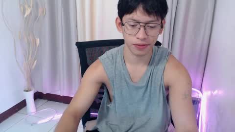 froi online show from May 22, 1:54 am