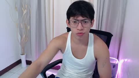 froi online show from May 23, 4:56 pm