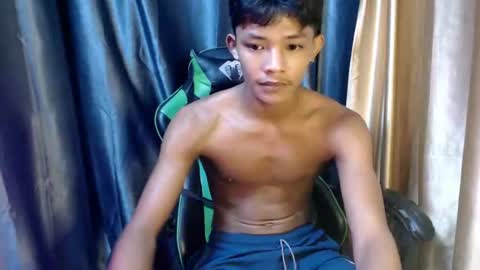 pinoy_cuteboy69 online show from May 10, 11:33 am